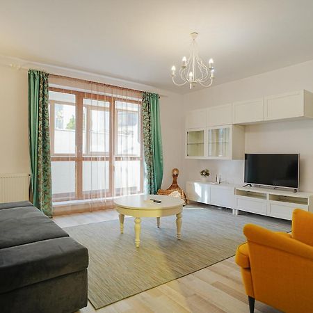 Апартаменти Hideaway Near Parliament Building Бухарест Екстер'єр фото